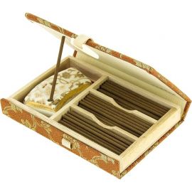 1号仓-日本香堂 短香木礼盒系列 珍稀之选 多重香料 温和不刺鼻 伽罗 沉香线香礼盒  附陶瓷香插 NipponKodo 沉静舒缓 桐木收纳礼盒设计