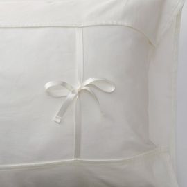 1号仓-西川 美容系列 配合维生素E 润肌枕巾 75×65cm 1个 newmine 可固定 白色 预防头发毛燥  