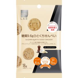 2号仓-MatsukiyoLab松本清 丰富蛋白质低糖零食9.6g 芝士仙贝 蒜香胡椒味 18g 日本注册营养师推荐