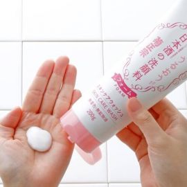 1号仓-菊正宗  日本酒弹力泡沫洗面奶 滋润清洁 大容量 200g